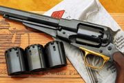 火帽擊發時代最好的轉輪手槍，無奈不如柯爾特有名——雷明頓M1858轉輪手槍