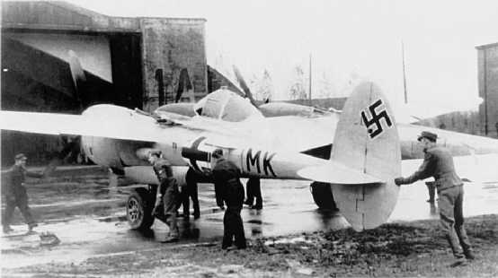 這架F-5E被德軍俘獲後很快塗上了德軍軍徽，並送往後方接受測試