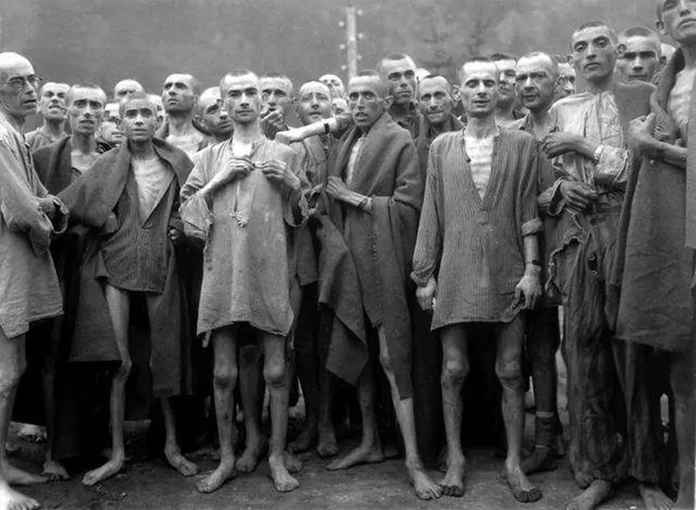 集中營中的猶太人