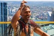 澳洲最高建築上出現Haka戰舞，竟是為了……