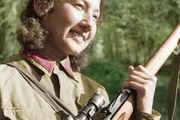 東線德軍機槍手為何如此裝扮？只因懼怕蘇軍狙擊手