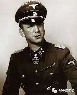 庫爾特·邁爾（1910-1961），綽號「裝甲邁爾」，最終軍銜為黨衛隊旅隊長，曾在「警衛旗隊」、「青