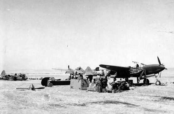 駐紮在義大利的第82戰鬥機大隊裝備了P-38戰鬥機