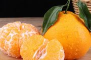 過年吃橘子、嗑瓜子、喝飲料……「上火」了怎麼辦？4個方法教你緩解！