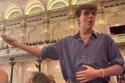 荷蘭環保主義者擾亂威爾第歌劇演出，遺失78年的斯特拉迪瓦里名琴失而復得 | 環球資訊