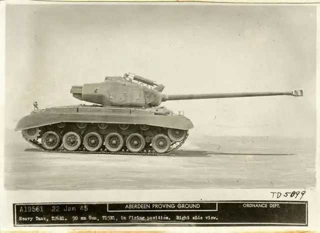 圖8. T26E4重型坦克
