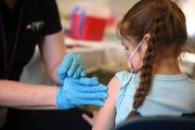 終於！加州取消學生強制接種新冠疫苗了