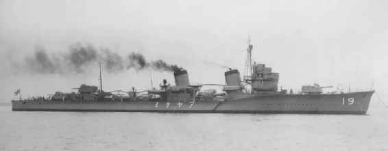 「綾波」號驅逐艦，它是吹雪級（特型）驅逐艦的11號艦