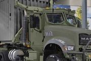 多條簡訊：美國陸軍通用戰術卡車更新
