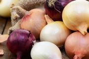洋蔥是可以吃的「心臟支架」？紫皮和白皮有什麼區別？