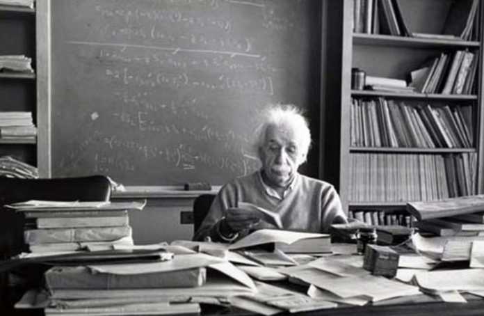 愛因斯坦就是知名的一心多用者