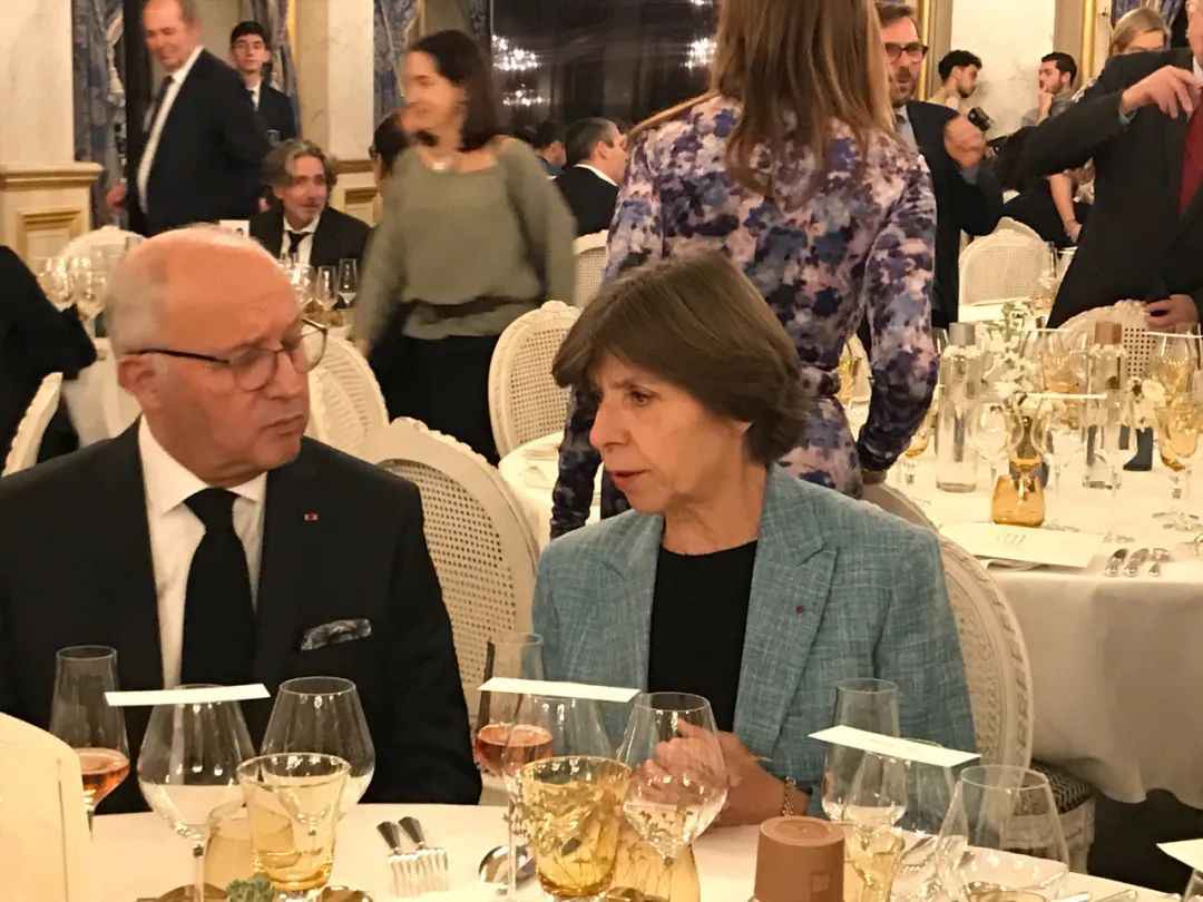 法國外交部長凱瑟琳·科隆納、憲法委員會主席法比尤斯等多位政界人士也出席了此次美食盛典（梁揚 攝）