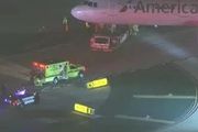 昨晚！洛杉磯機場航班滑行跑道上撞擺渡客車，4人送醫！客車擋風玻璃深度裂縫，司機頭部受傷&#8230;