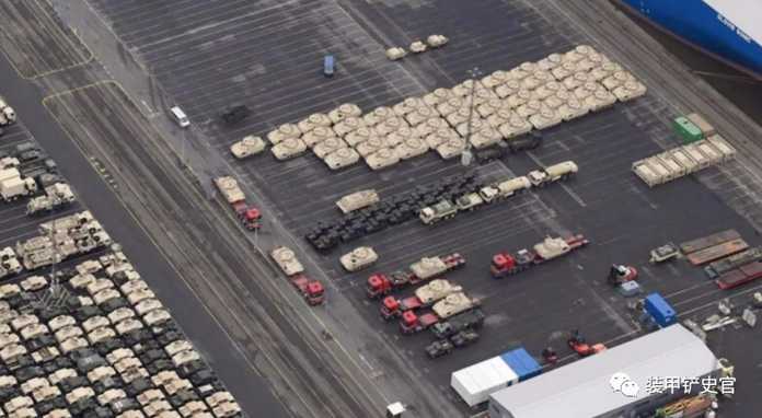 近日，大批援烏軍事裝備抵達德國不萊梅港，其中包含「佈雷德利」戰車和其它軍用車輛
