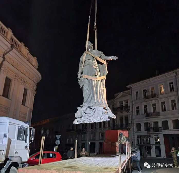敖德薩的葉卡捷琳娜二世雕像被拆除
