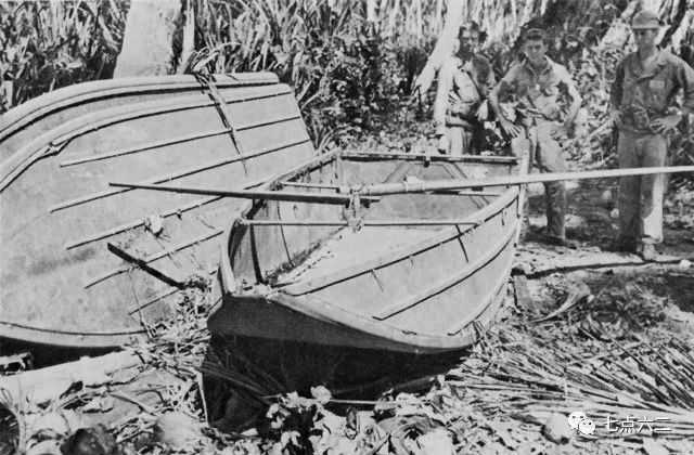 日軍丟在瓜島上的小艇