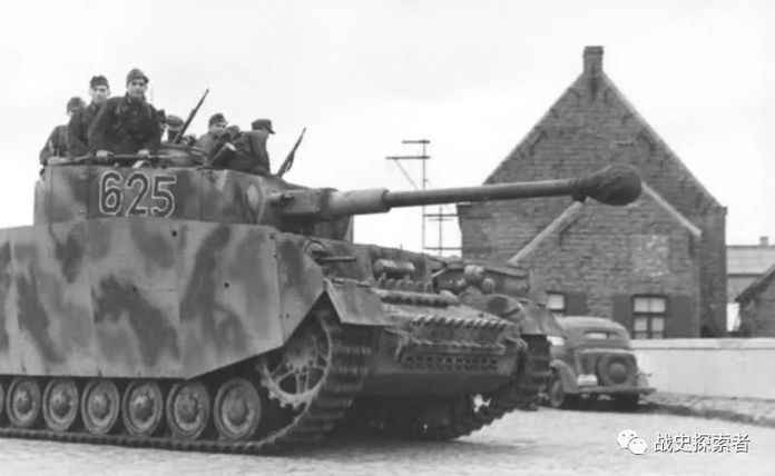 比如這張，來自武裝黨衛軍第12「阿道夫·希特勒青年團」裝甲師第12裝甲團的625號四號H/J型坦克，