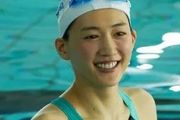 電影《救救旱鴨子》劇情介紹：綾瀨遙變身游泳教練，想跟她學游泳